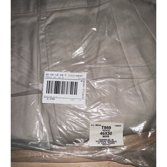 LL Bean Mens Pants Size 46x30 (42x30) Pleated Khaki Tan Slightly Tapered Leg - Picture 10 of 10